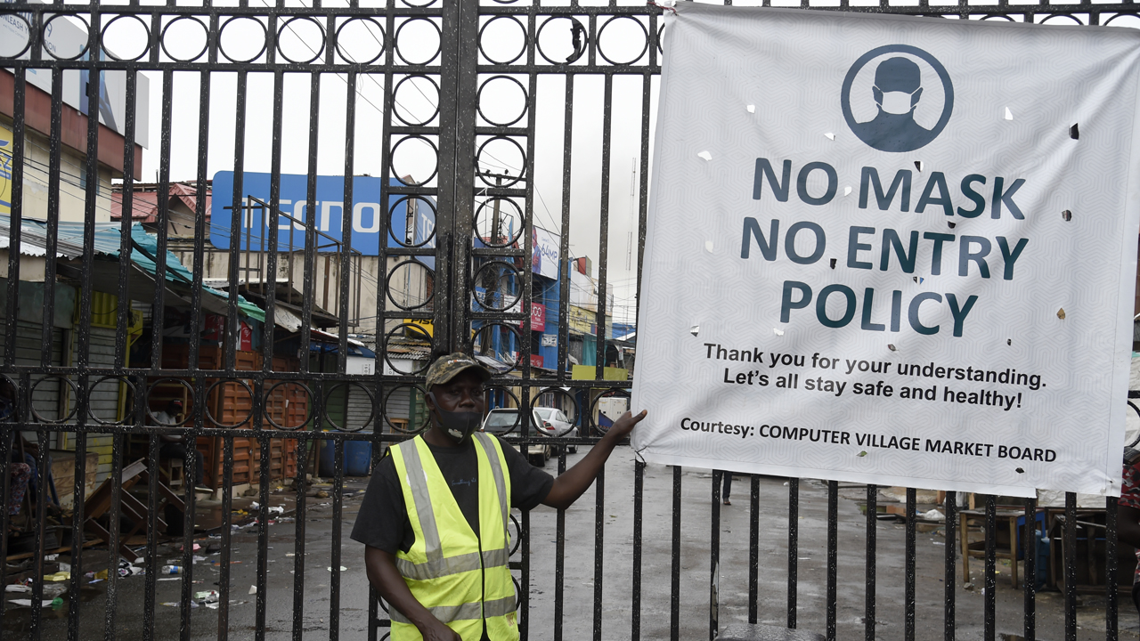 NIGERIA-HEALTH-VIRUS-ECONOMY