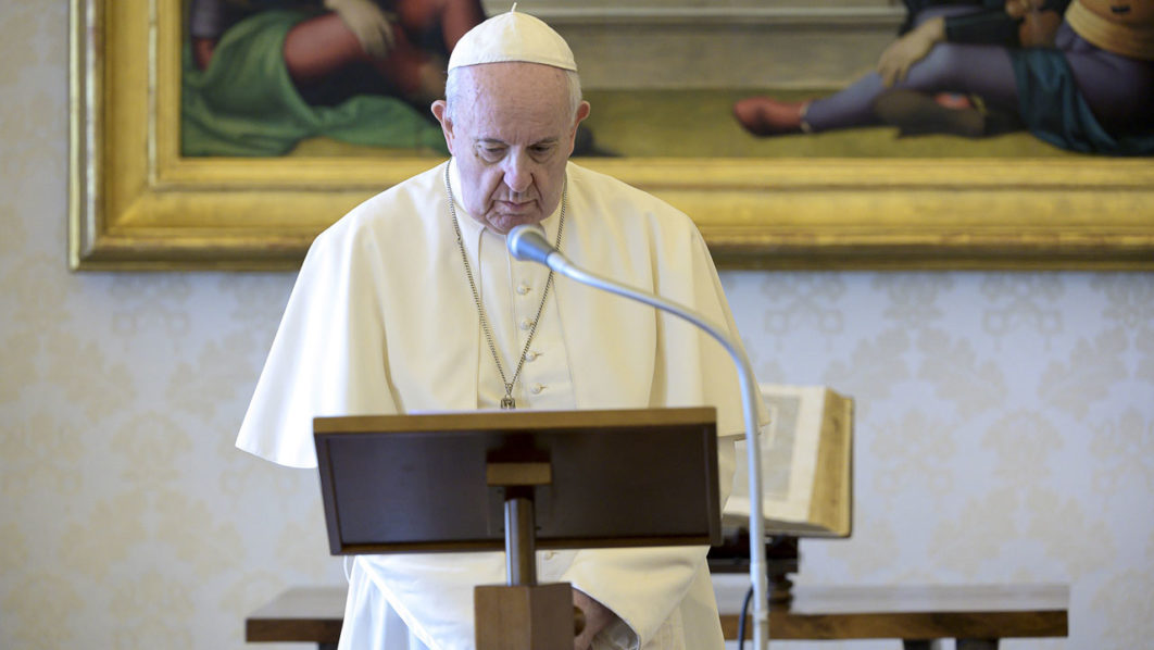 VATICAN-HEALTH-VIRUS-RELIGION-POPE