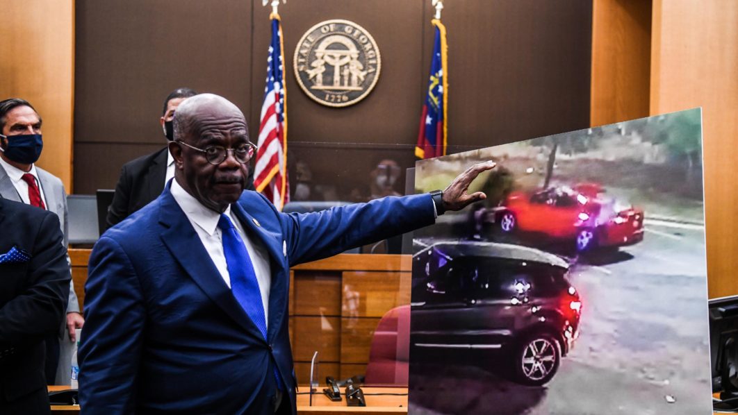 Announcement on charges against white police officer who shot dead a black man