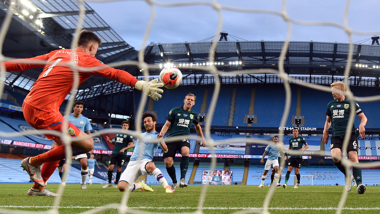 FBL-ENG-PR-MAN CITY-BURNLEY