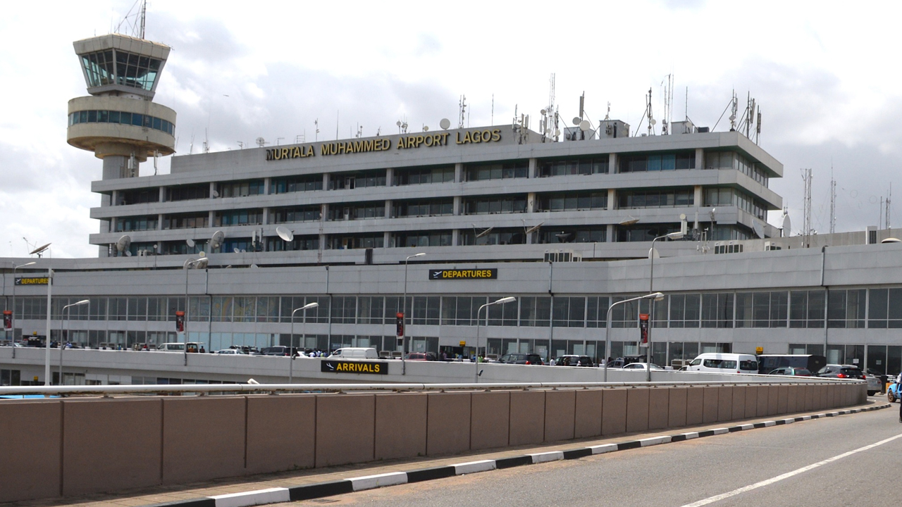 AIRPORT 78