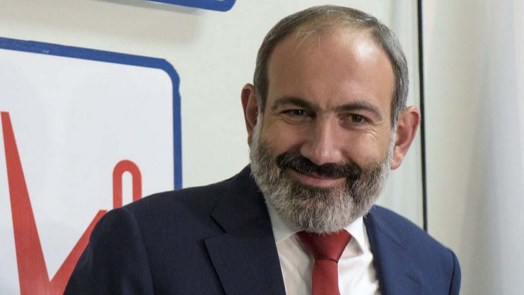 Nikol-Pashinyan-1062×598