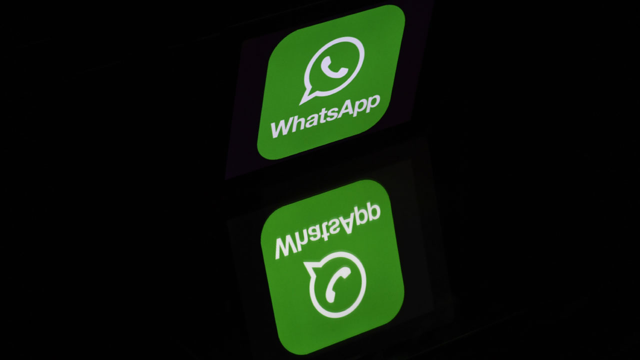 FILES-US-IT-LIFESTYLE-FACEBOOK-WHATSAPP