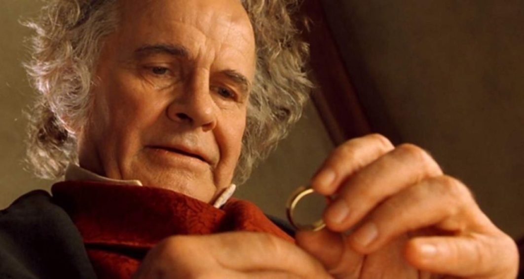 ian-holm-bilbo-baggins-lord-of-the-rings