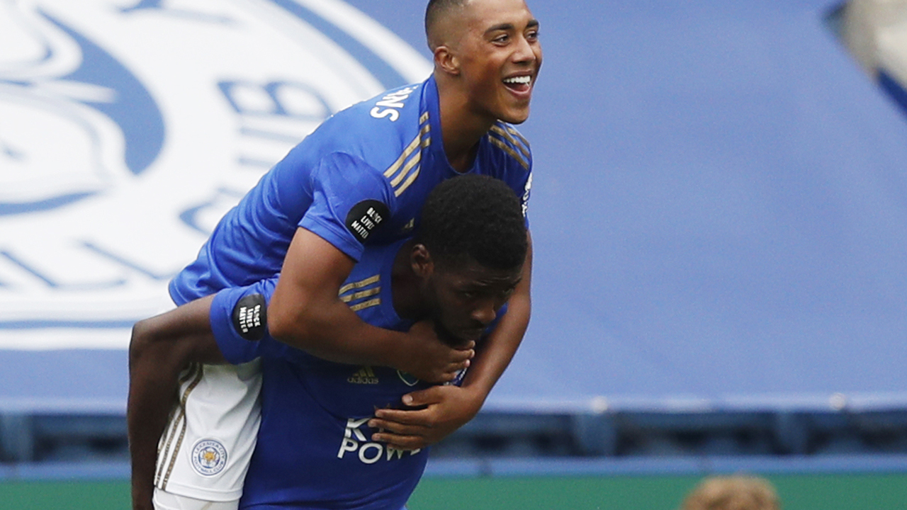 FBL-ENG-PR-LEICESTER-CRYSTAL PALACE