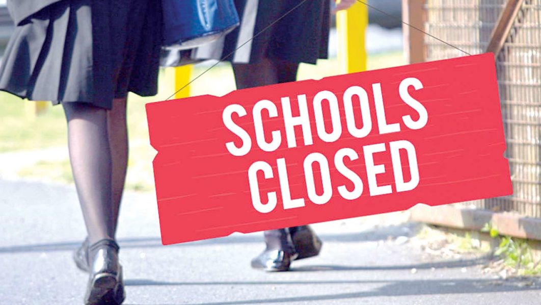 School-Closed-25-7-20