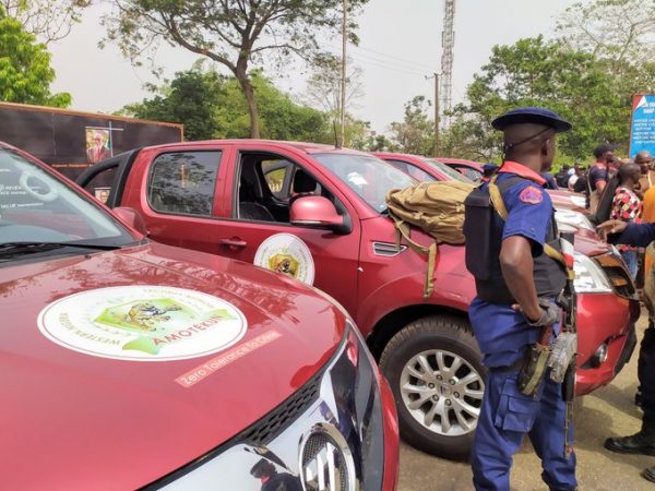 The-vehicles-and-some-of-the-operatives-of-Special-security-outfit-in-Western-Nigeria-e1578591620529