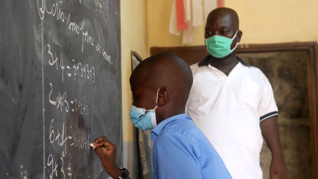 global_ivory_coast_chalkboard