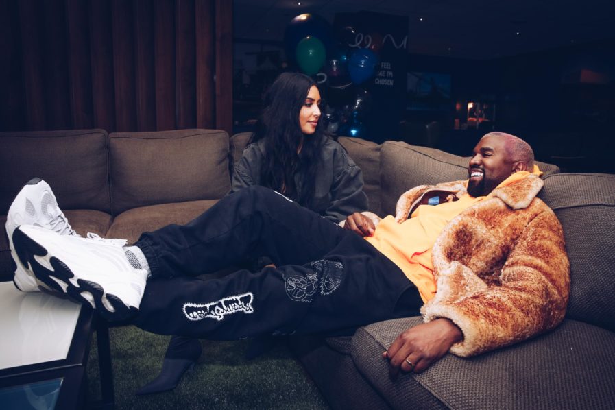 kimkardashianwest-kanyewest-4-12-19-044