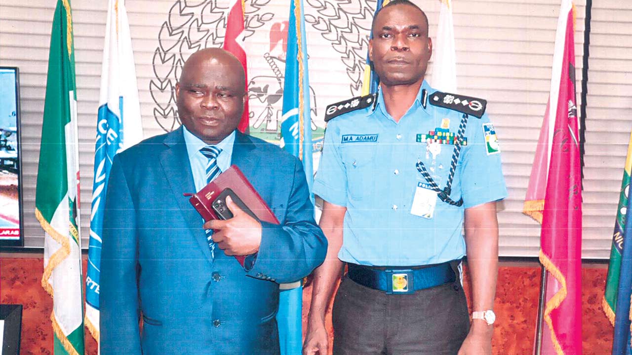 GO-Muoka-&-IGP-Mohammed–ibru-pix