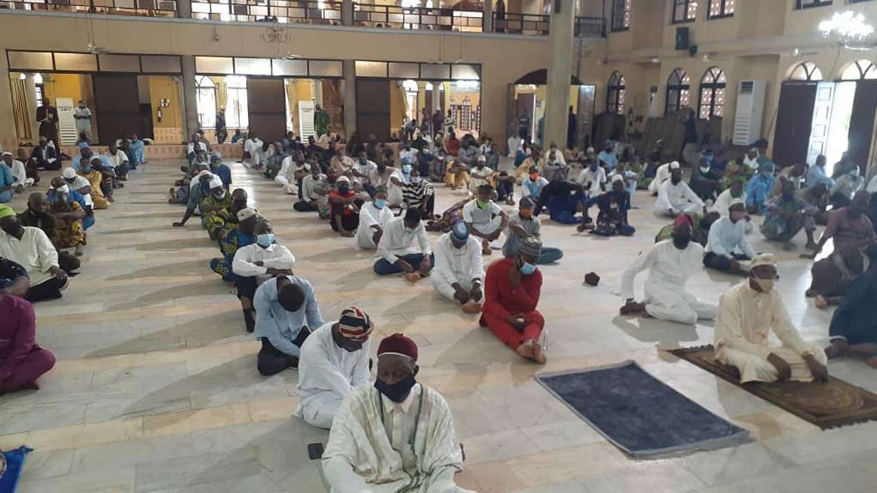 Jumat-prayer-at-Lagos-Secretariat-Community-Central-Mosque