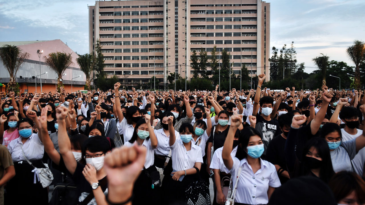 2THAILAND-POLITICS