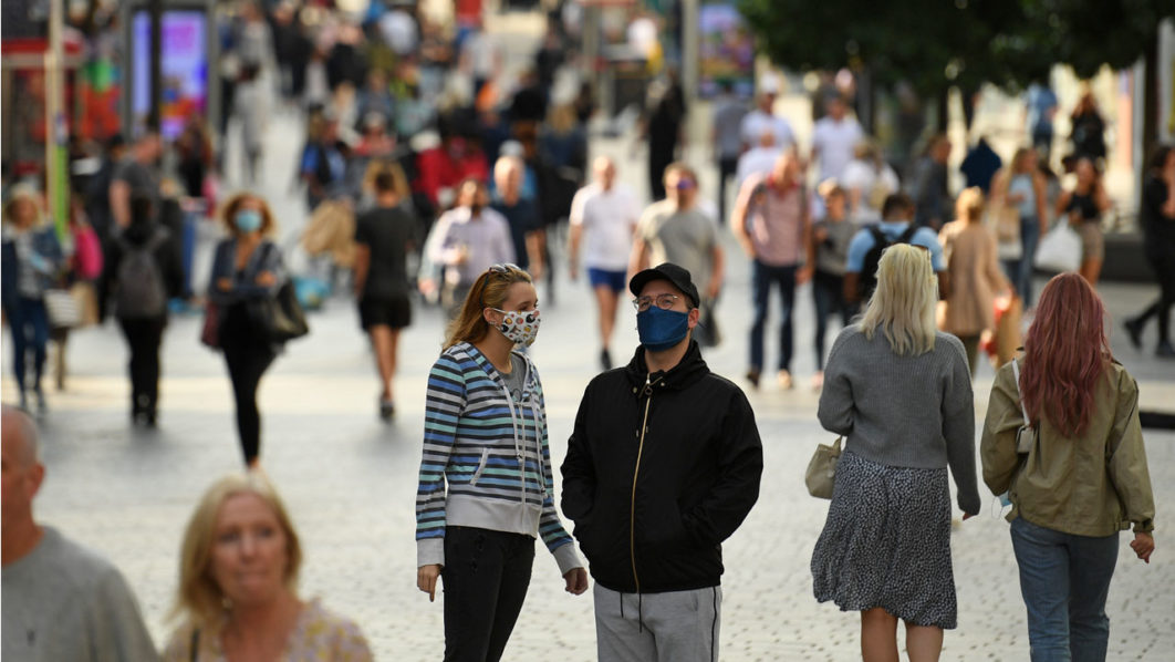 BRITAIN-HEALTH-VIRUS-RETAIL