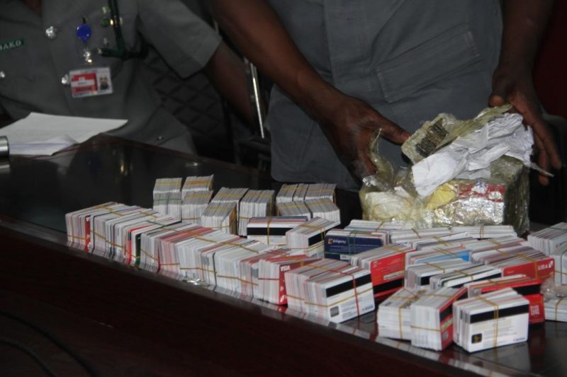 Man-arrested-at-Murtala-Muhammed-Airport-with-close-to-3000-ATM-cards-e1599757556864