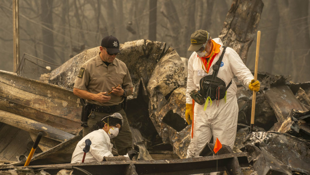 Wildfires In Oregon Force Mass Evacuations And Threaten Hundreds Of Structures