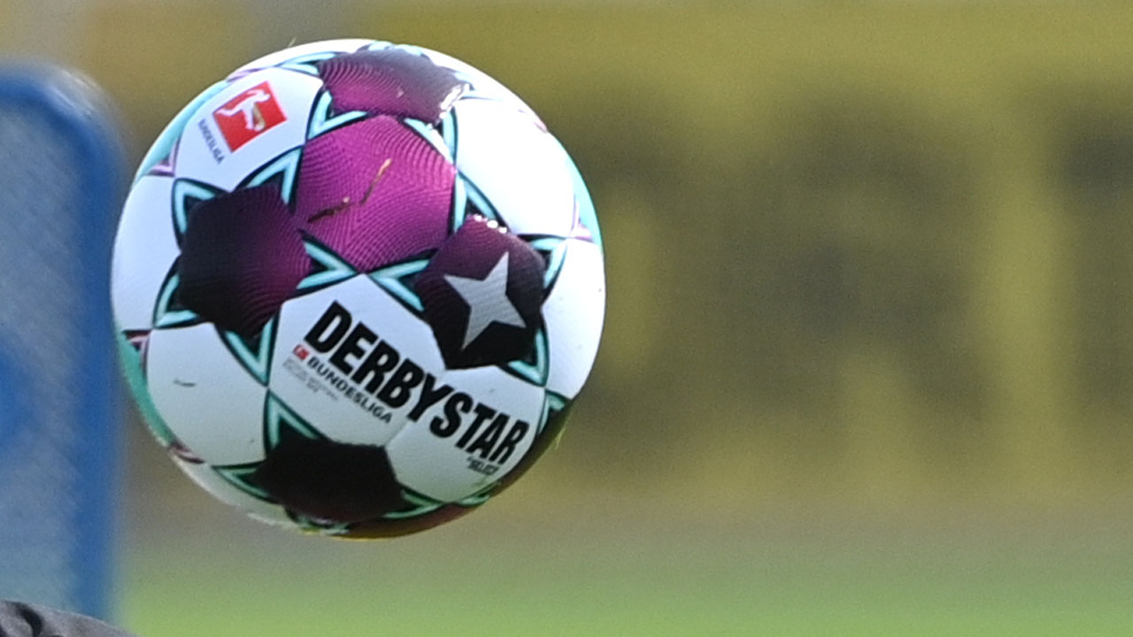 FILES-FBL-GER-BUNDESLIGA-DORTMUND-MOUKOKO