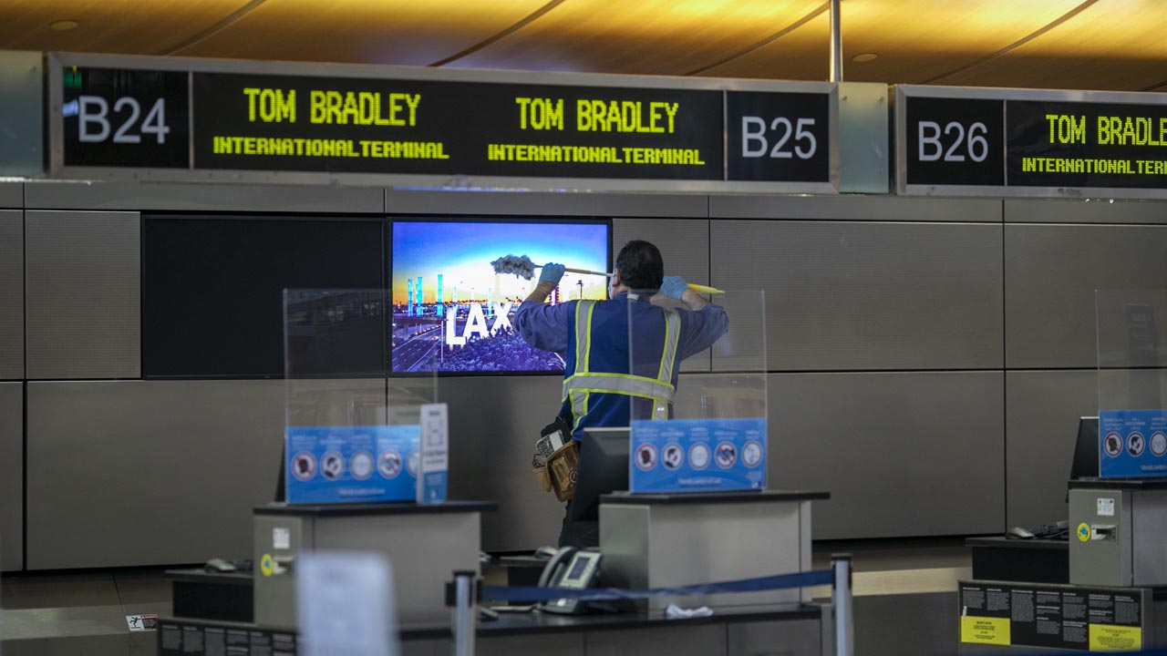 Nation’s Airports Brace For Thanksgiving Travel, As CDC Recommends Not To Travel Amid Coronavirus Pandemic