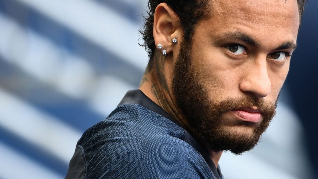 FILES-FBL-BRAZIL-NEYMAR-PARTY-HEALTH-VIRUS