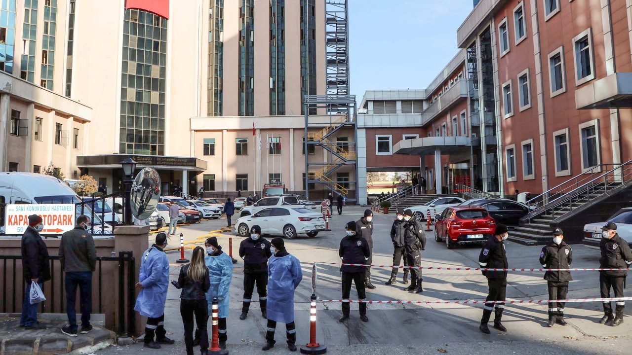 TURKEY-FIRE-HEALTH-HOSPITAL-VIRUS