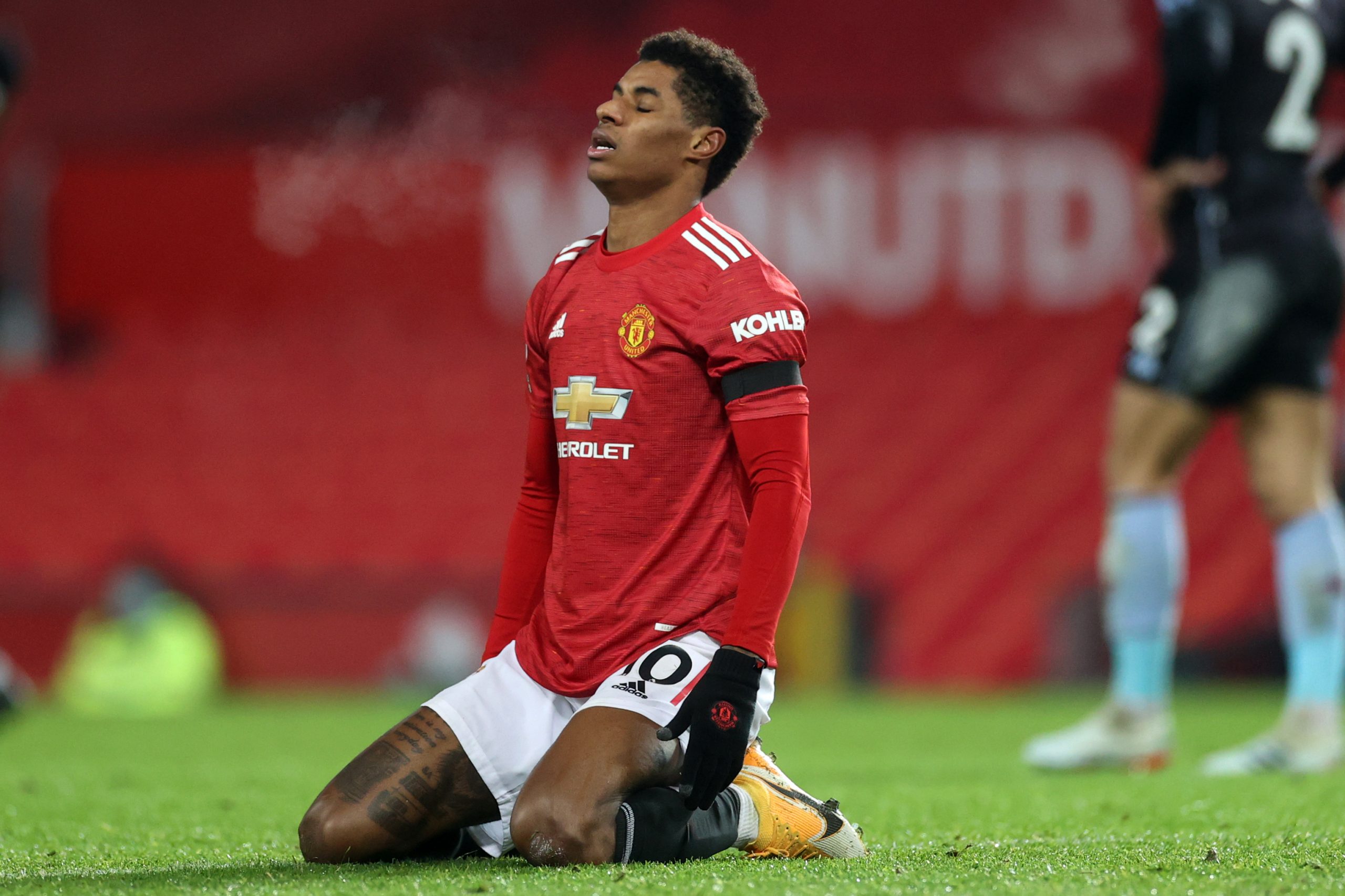 FBL-ENG-PR-MAN UTD-ASTON VILLA
