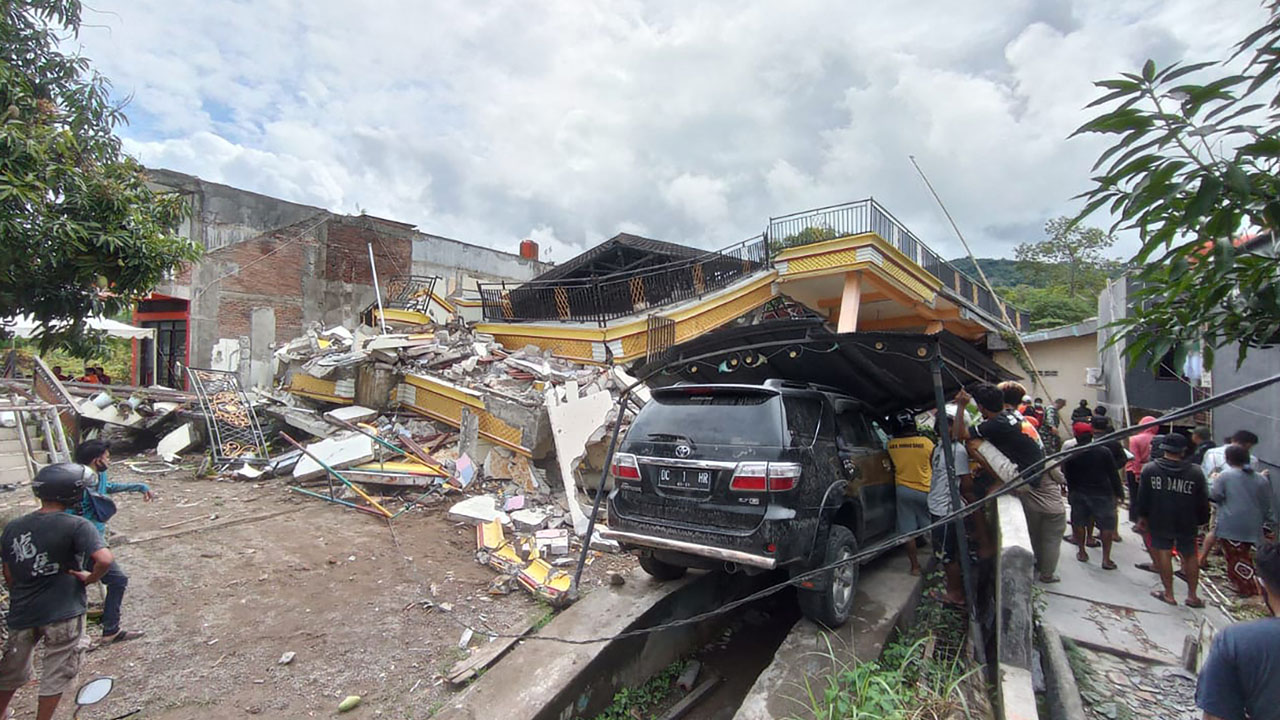 INDONESIA-QUAKE