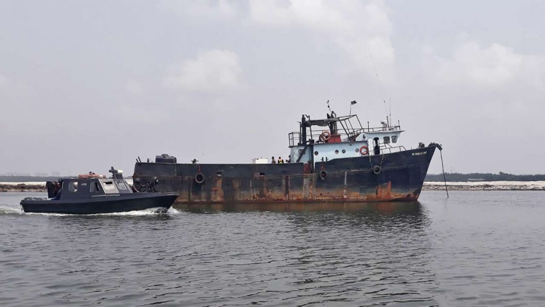 MV-Dandellan-Grace-seized-by-the-Nigerian-Navy-over-a-switched-off-Automatic-Identification-System-AIS-transponder-in-Port-Harcourt-on-Saturday