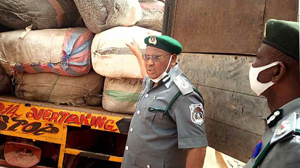 Customs-seizes-227-smuggle-items-worth-N320m-arrests-5-smugglers-in-Kebbi1