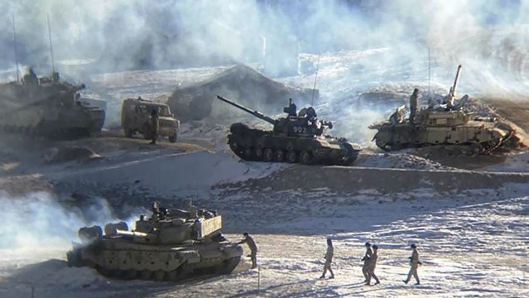 FILES-INDIA-CHINA-BORDER-POLITICS-MILITARY