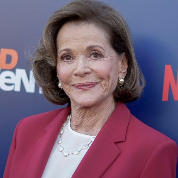 0607c9700c214e6fa17f5457d6bef37d9f-jessica-walter.rsquare.w1200