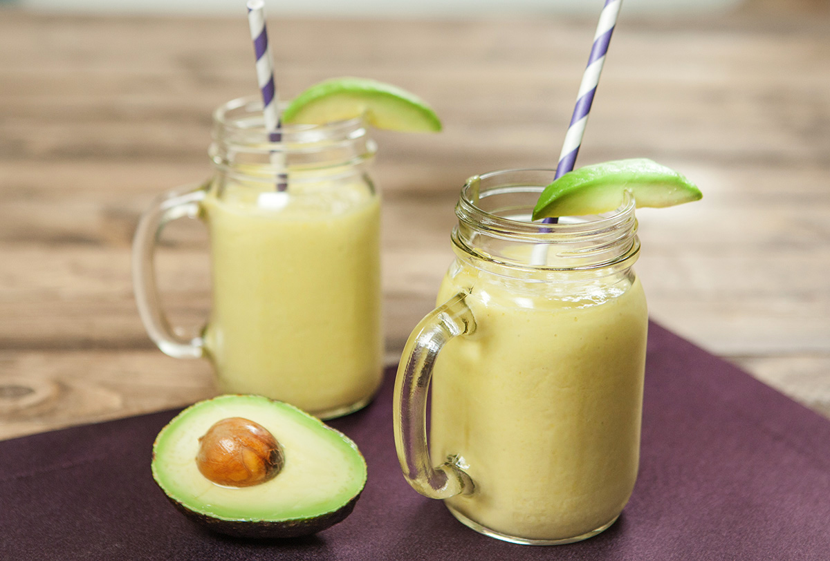 Avocado And Coconut Refresher Smoothie Image AHAR (1)