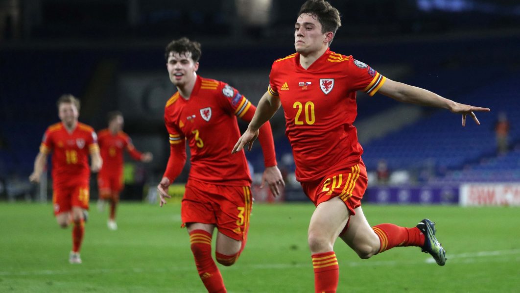 FBL-WC-2022-EUR-QUALIFERS-WAL-CZE