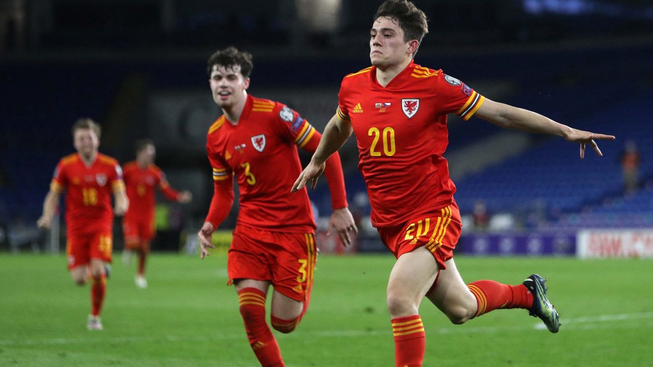 FBL-WC-2022-EUR-QUALIFERS-WAL-CZE