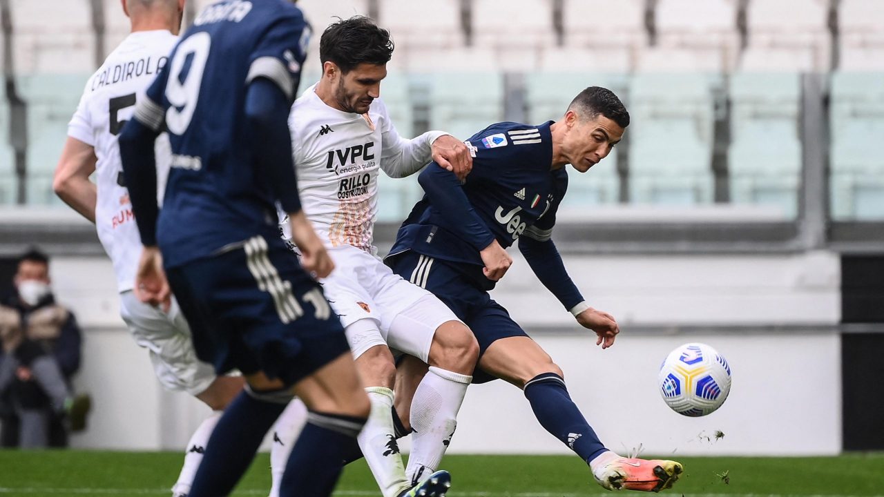 FBL-ITA-SERIEA-JUVENTUS-BENEVENTO