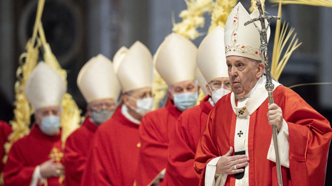VATICAN-RELIGION-POPE-PALM-SUNDAY-MASS