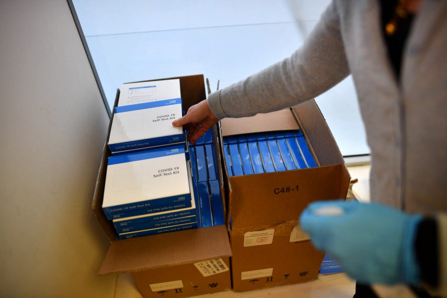 FILES-BRITAIN-HEALTH-VIRUS-FBL-SPORT-ENTERTAINMENT