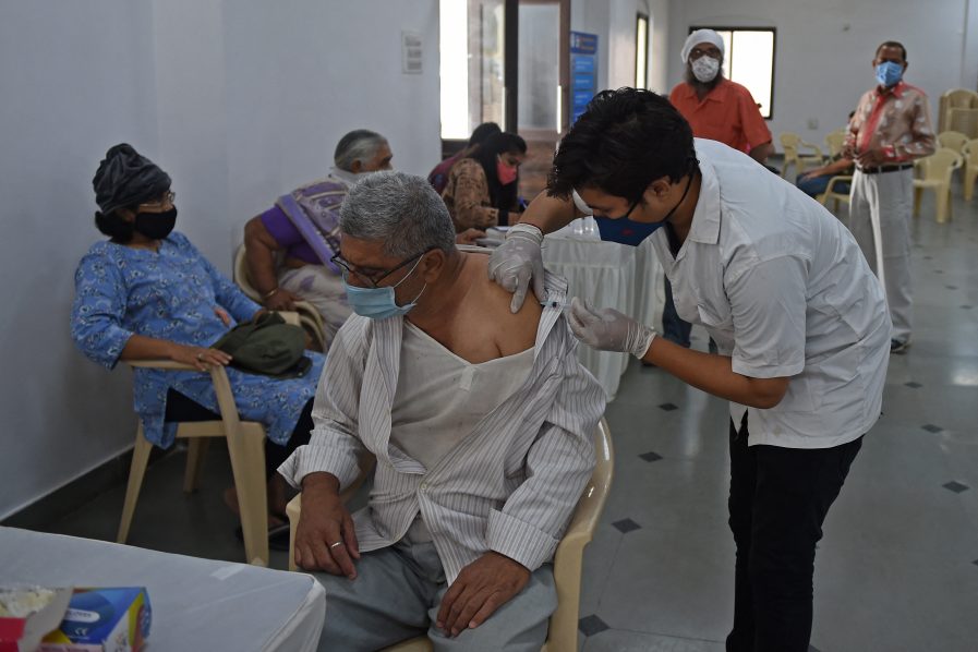 INDIA-HEALTH-VIRUS-VACCINE