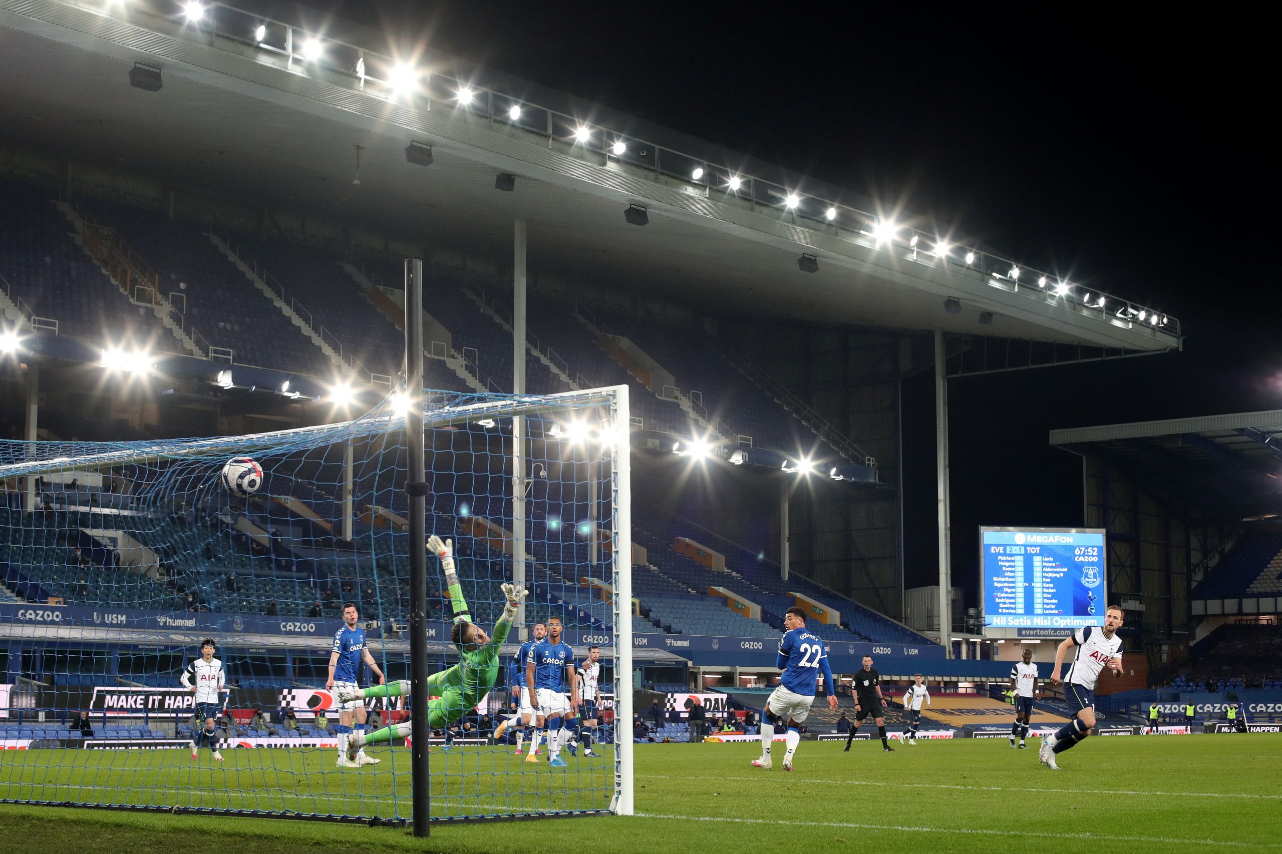 FBL-ENG-PR-EVERTON-TOTTENHAM