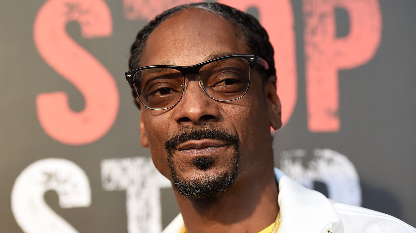 American Rapper Snoop Dog Bids Farewell To Smoking