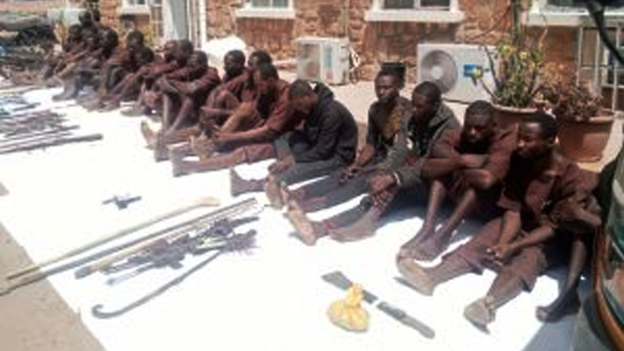 armed robbers