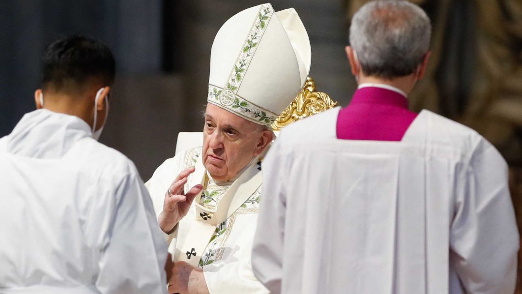 VATICAN-RELIGION-POPE-MYANMAR-MASS