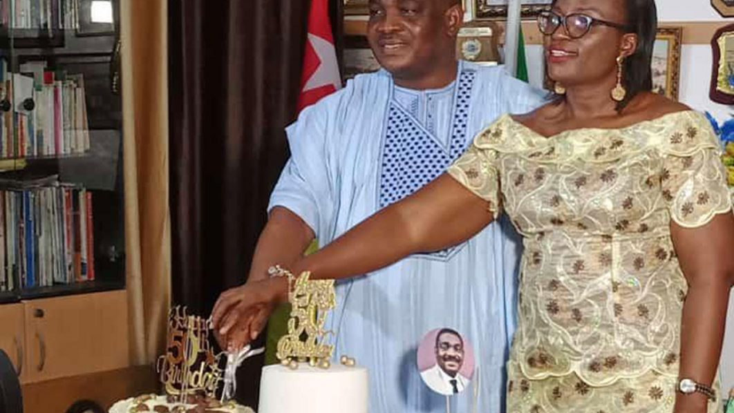Rev-Dr.-Israel-Kristilere-&-wife-23-5-21