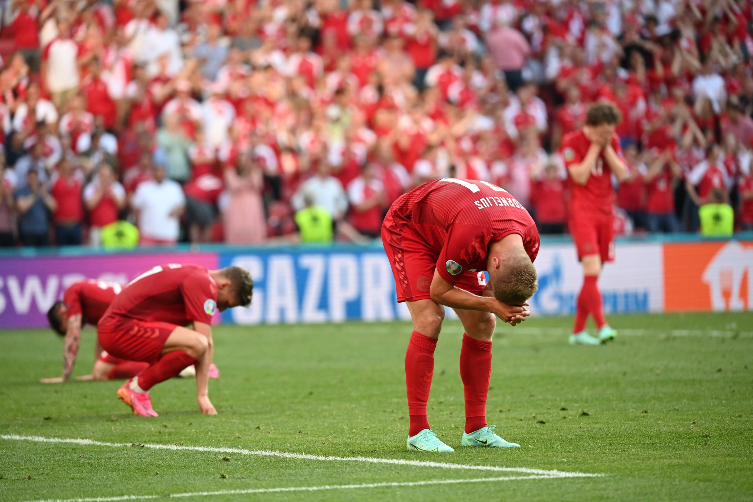 FBL-EURO-2020-2021-MATCH16-DEN-BEL