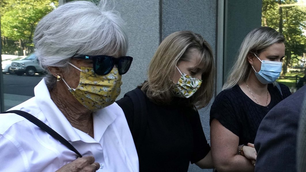 US-CULT-TRIAL-CRIME-MACK