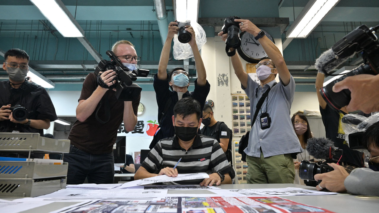HONG KONG-CHINA-POLITICS-MEDIA