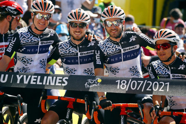 A fighting finish from Team Qhubeka NextHash on Mandela Day, at Le Tour de France