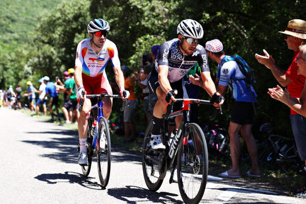 Bennett animates Le Tour stage 13 in breakaway