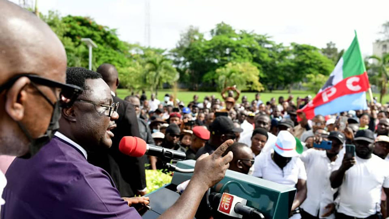 Ayade