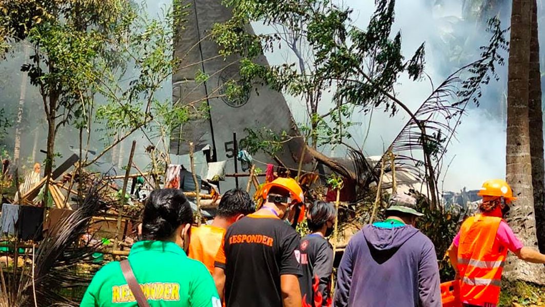 Philippine-military-plane