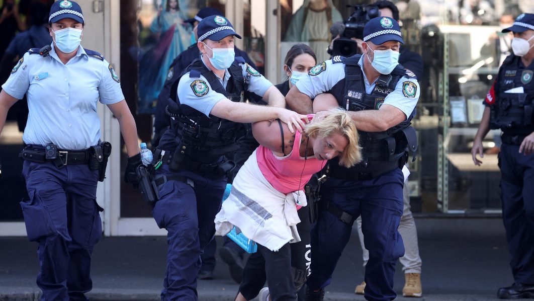 AUSTRALIA-HEALTH-VIRUS