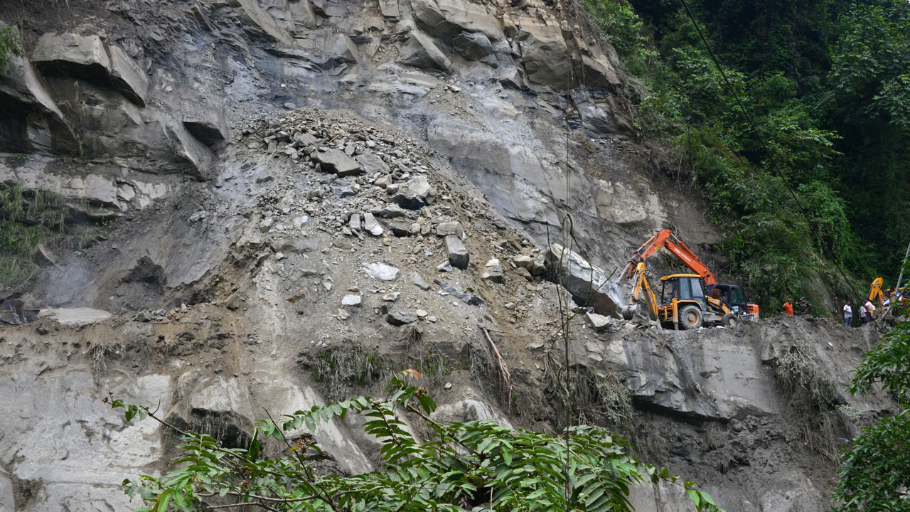 INDIA-WEATHER-LANDSLIDE